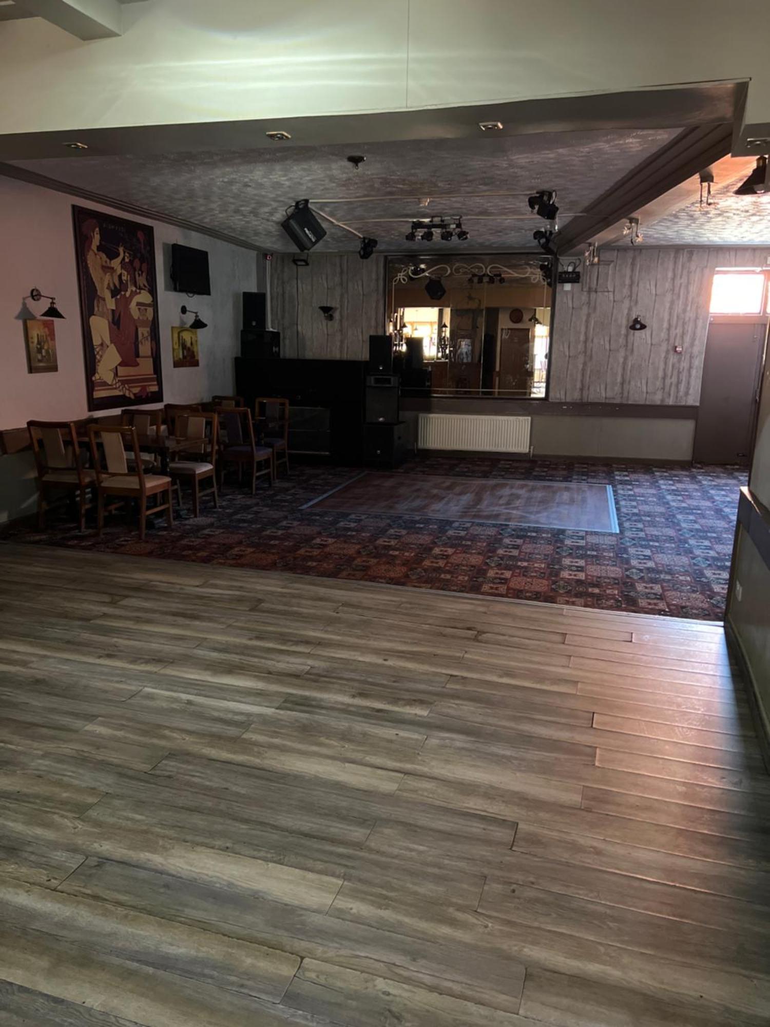 Barley Mow Hotel Pontefract Exteriör bild