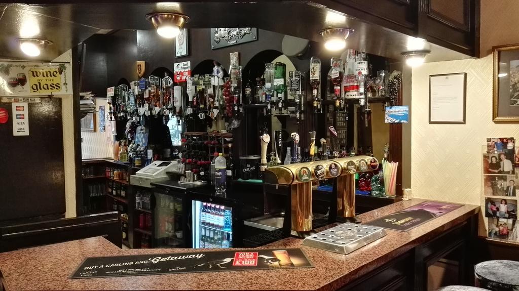 Barley Mow Hotel Pontefract Exteriör bild